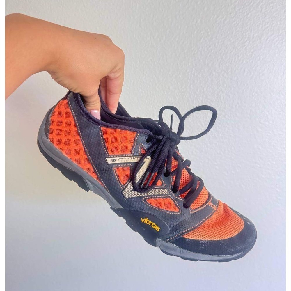 New Balance Minimus Trail MT20 9 Orange Navy Vibram Barefoot Gorpcore Running